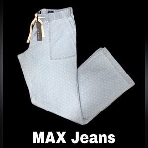 NWT MAX Jeans, Medium Blue, Lightweight,‎ Easy Fit, Pull-Up, Size Large